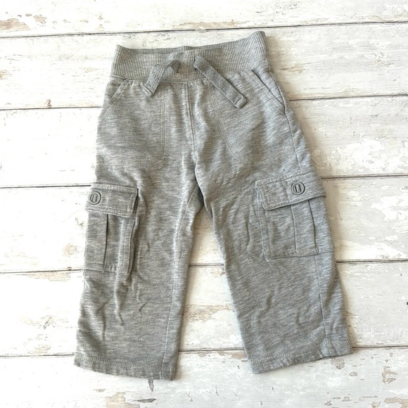 Old Navy 2T Boys Light Gray Cargo Pants Sweatpants Kids Toddler Bottoms - Picture 1 of 2